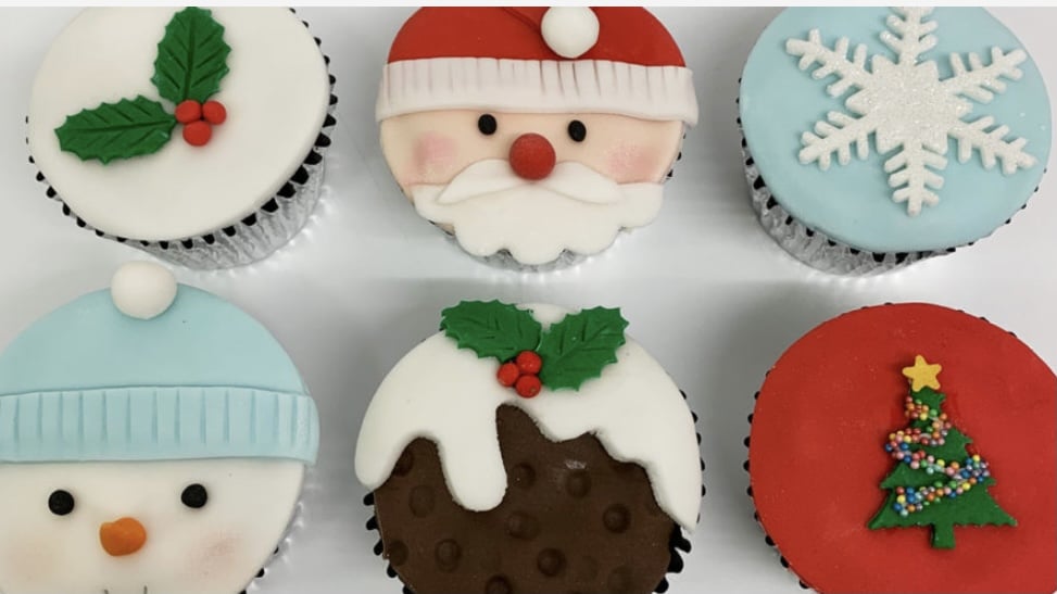 Christmas Cupcakes (5+ years) ONLINE